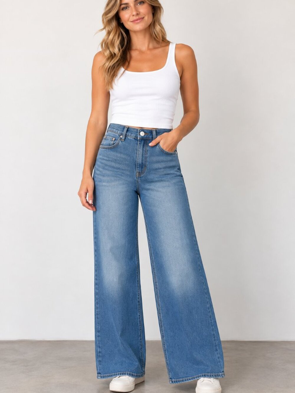 Title: Universal Thread Everyday High Rise Wide Leg Jeans Size 8 Medium Wash NWT